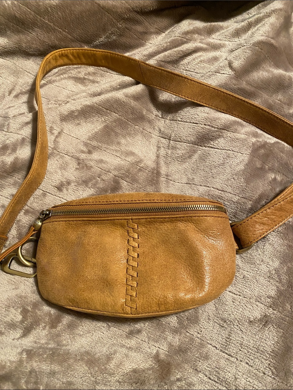 HOBO Caramel Leather Crossbody Belt Bag